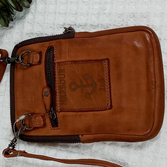 Harbour 2nd Brown/Cognac Leather Crossbody Mini Bag/Cell w/Adjustable Strap NWOT - Picture 3 of 13